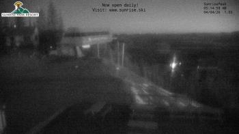 Weather camera view of Sunrise Park Resort 10650 ft elev.