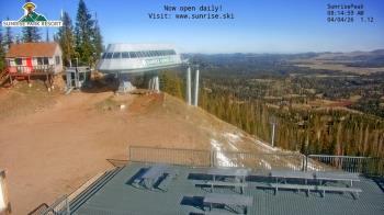 Weather camera view of Sunrise Park Resort 10650 ft elev.