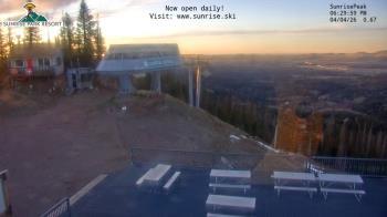 Weather camera view of Sunrise Park Resort 10650 ft elev.