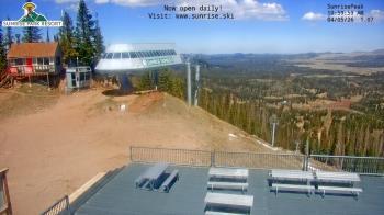 Weather camera view of Sunrise Park Resort 10650 ft elev.