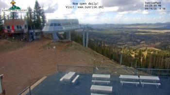 Weather camera view of Sunrise Park Resort 10650 ft elev.