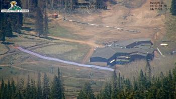 Weather camera view of Sunrise Park Resort 10650 ft elev.