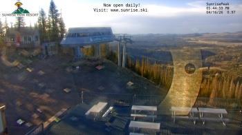 Weather camera view of Sunrise Park Resort 10650 ft elev.