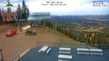 Weather camera view of Sunrise Park Resort 10650 ft elev.