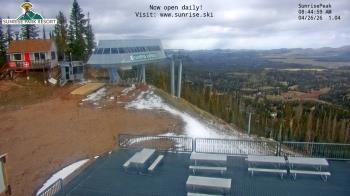 Weather camera view of Sunrise Park Resort 10650 ft elev.