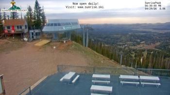 Weather camera view of Sunrise Park Resort 10650 ft elev.