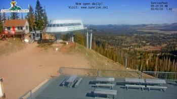 Weather camera view of Sunrise Park Resort 10650 ft elev.