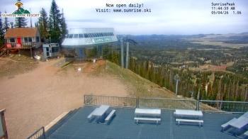 Weather camera view of Sunrise Park Resort 10650 ft elev.
