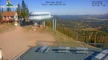 Weather camera view of Sunrise Park Resort 10650 ft elev.