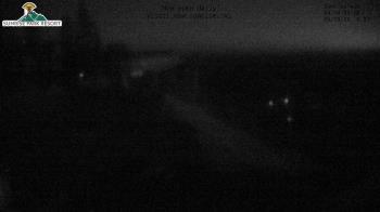 Weather camera view of Sunrise Park Resort 10650 ft elev.