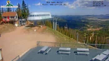 Weather camera view of Sunrise Park Resort 10650 ft elev.