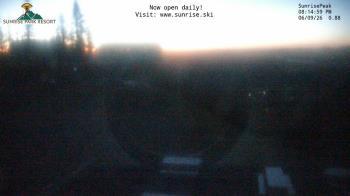 Weather camera view of Sunrise Park Resort 10650 ft elev.