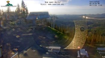Weather camera view of Sunrise Park Resort 10650 ft elev.
