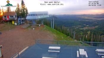 Weather camera view of Sunrise Park Resort 10650 ft elev.