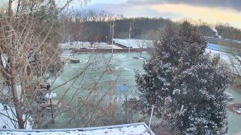 Weather camera view of German School of Washington.