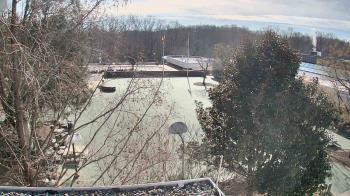 Weather camera view of German School of Washington.