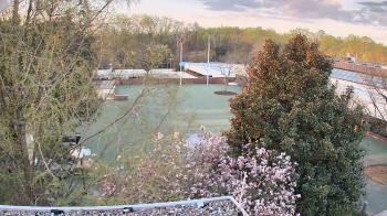 Weather camera view of German School of Washington.