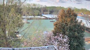 Weather camera view of German School of Washington.