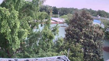 Weather camera view of German School of Washington.