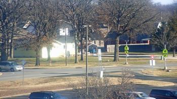 Weather camera view of Pea Ridge HS.