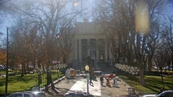 Weather camera view of Prescott Courthouse Square.