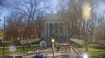 Weather camera view of Prescott Courthouse Square.