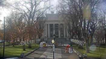 Weather camera view of Prescott Courthouse Square.