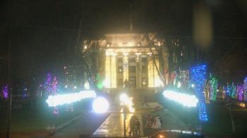 Weather camera view of Prescott Courthouse Square.