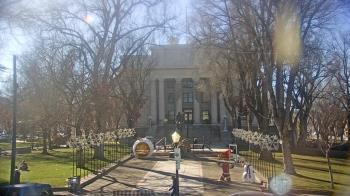 Weather camera view of Prescott Courthouse Square.