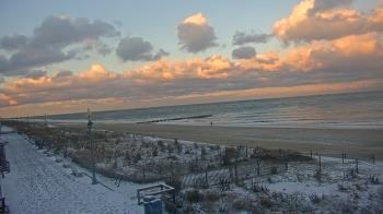 Weather camera view of Boardwalk Plaza Hotel.