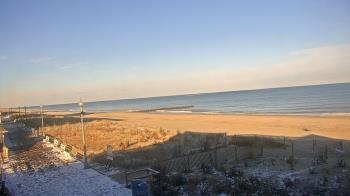 Weather camera view of Boardwalk Plaza Hotel.