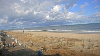 Weather camera view of Boardwalk Plaza Hotel.