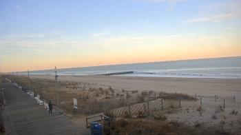 Weather camera view of Boardwalk Plaza Hotel.