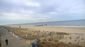 Weather camera view of Boardwalk Plaza Hotel.