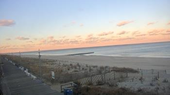 Weather camera view of Boardwalk Plaza Hotel.