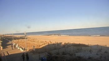 Weather camera view of Boardwalk Plaza Hotel.