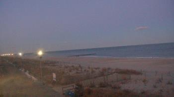 Weather camera view of Boardwalk Plaza Hotel.