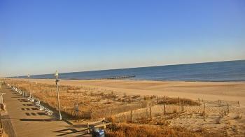 Weather camera view of Boardwalk Plaza Hotel.