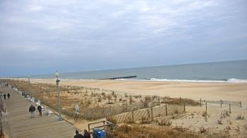 Weather camera view of Boardwalk Plaza Hotel.