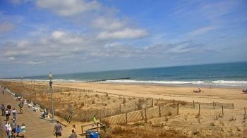 Weather camera view of Boardwalk Plaza Hotel.