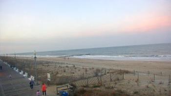Weather camera view of Boardwalk Plaza Hotel.