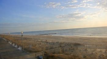 Weather camera view of Boardwalk Plaza Hotel.
