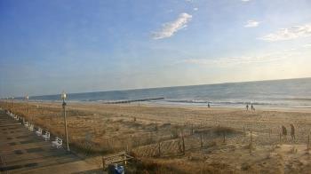 Weather camera view of Boardwalk Plaza Hotel.