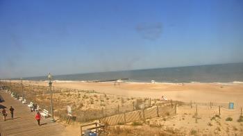 Weather camera view of Boardwalk Plaza Hotel.