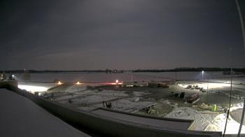 Weather camera view of North Putnam MS.