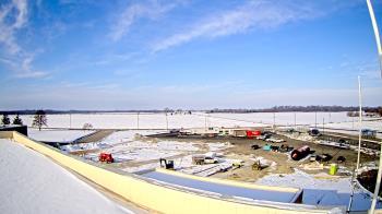 Weather camera view of North Putnam MS.