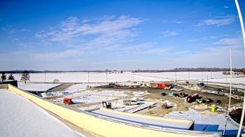 Weather camera view of North Putnam MS.