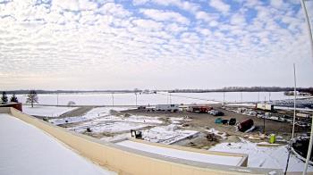 Weather camera view of North Putnam MS.