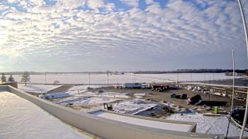 Weather camera view of North Putnam MS.