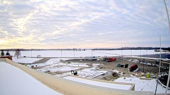 Weather camera view of North Putnam MS.